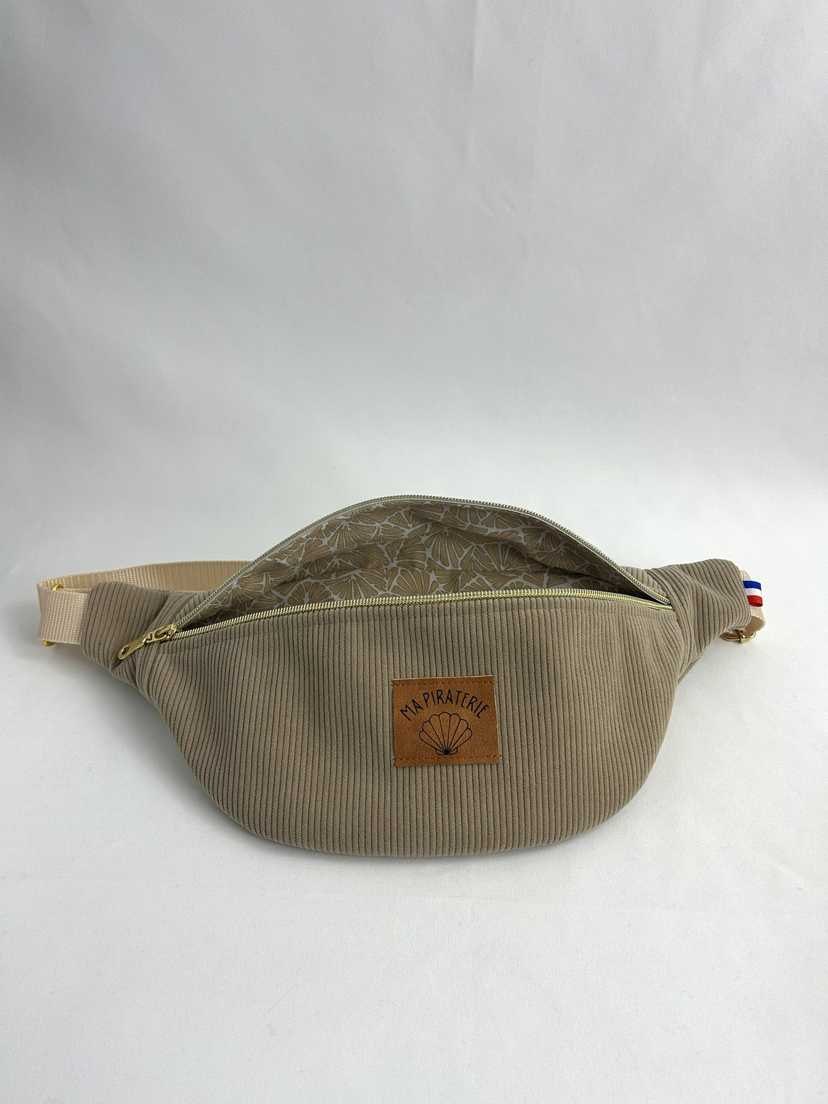 La Banana beige